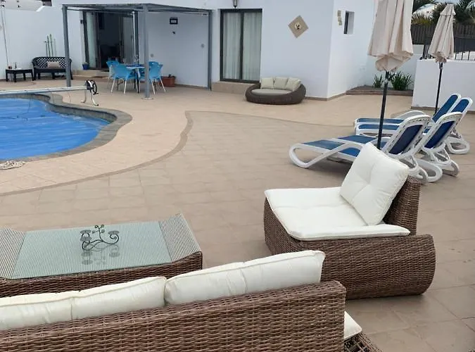 Linda * Playa Blanca (Lanzarote)