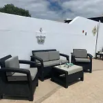 Linda * Playa Blanca (Lanzarote)