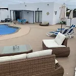 Linda * Playa Blanca (Lanzarote)