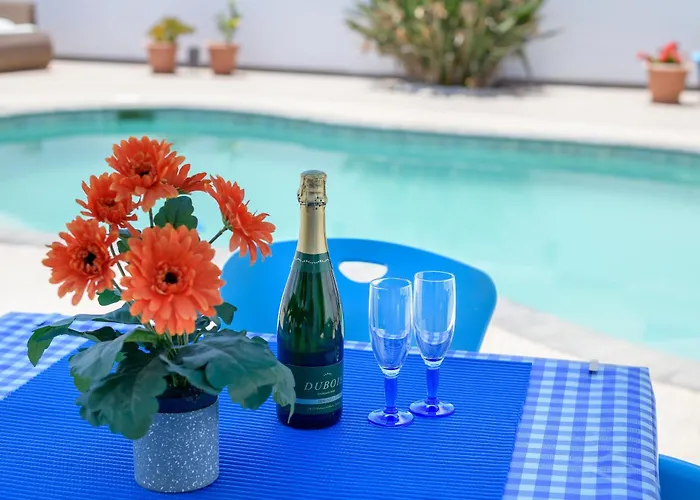 Linda Вилла Коста Бланка